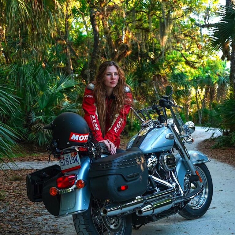 Ann-Kathrin Bendixen Ann-Kathrin Bendixen